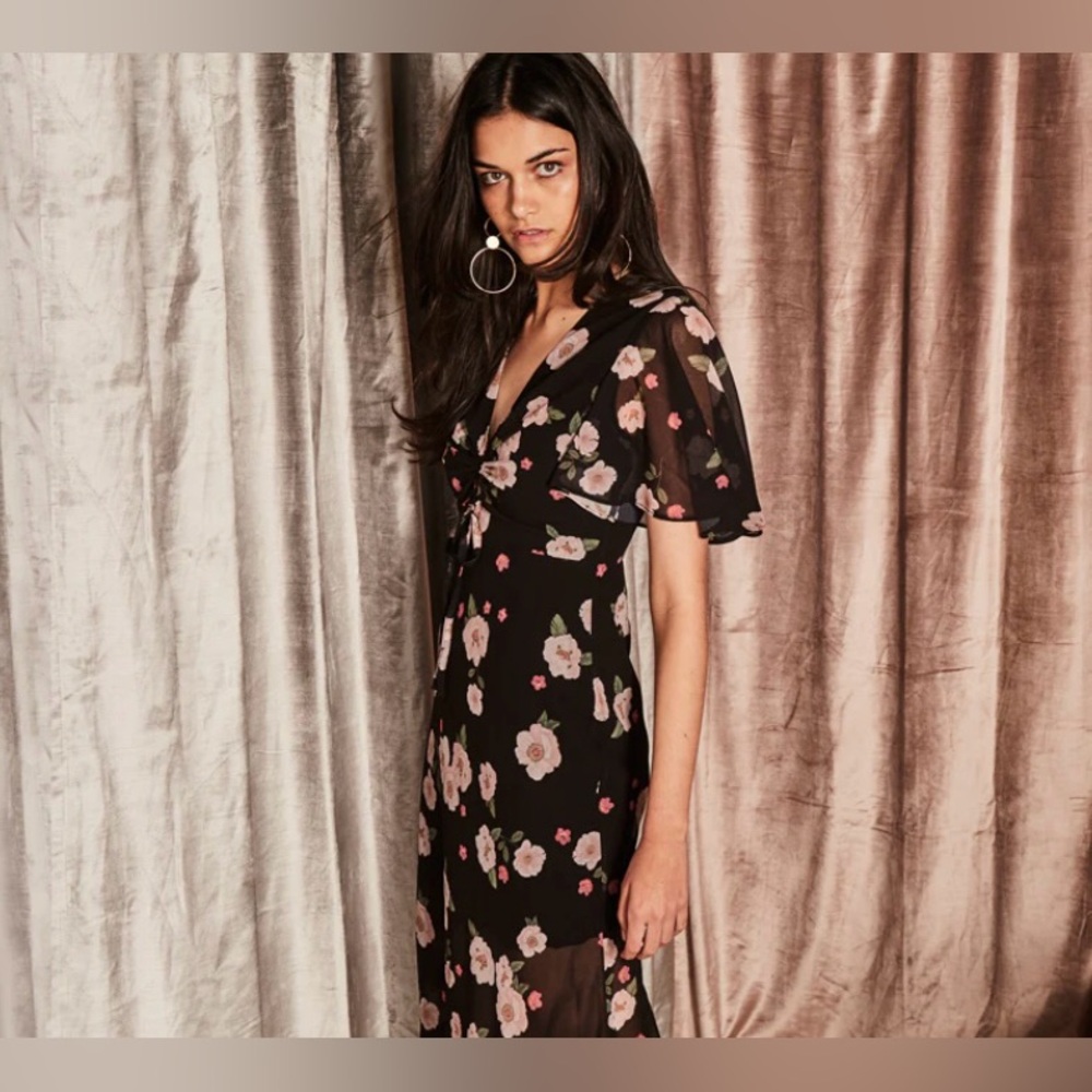 Women’s Black Floral V-Neck Midi Dress